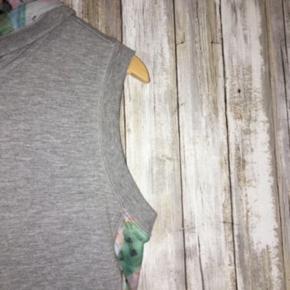 RBX Grey Muscle Tee With A Hood - Picture 2 of 5